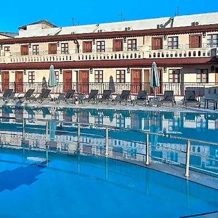 Отель Burcu Cave 4*